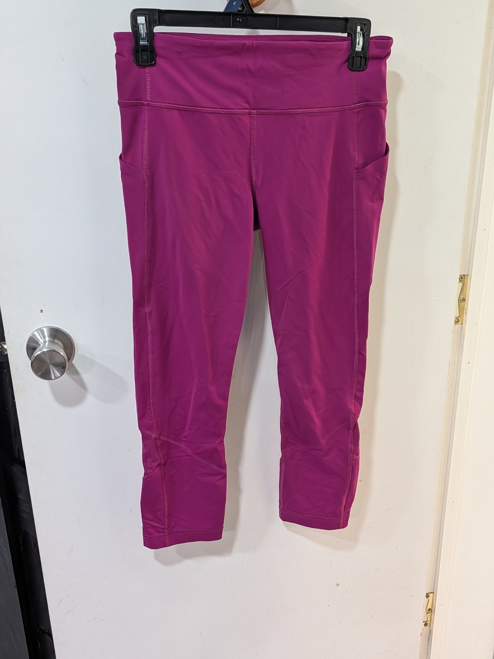 lululemon athletica Magenta Capri Leggings with Side Pockets